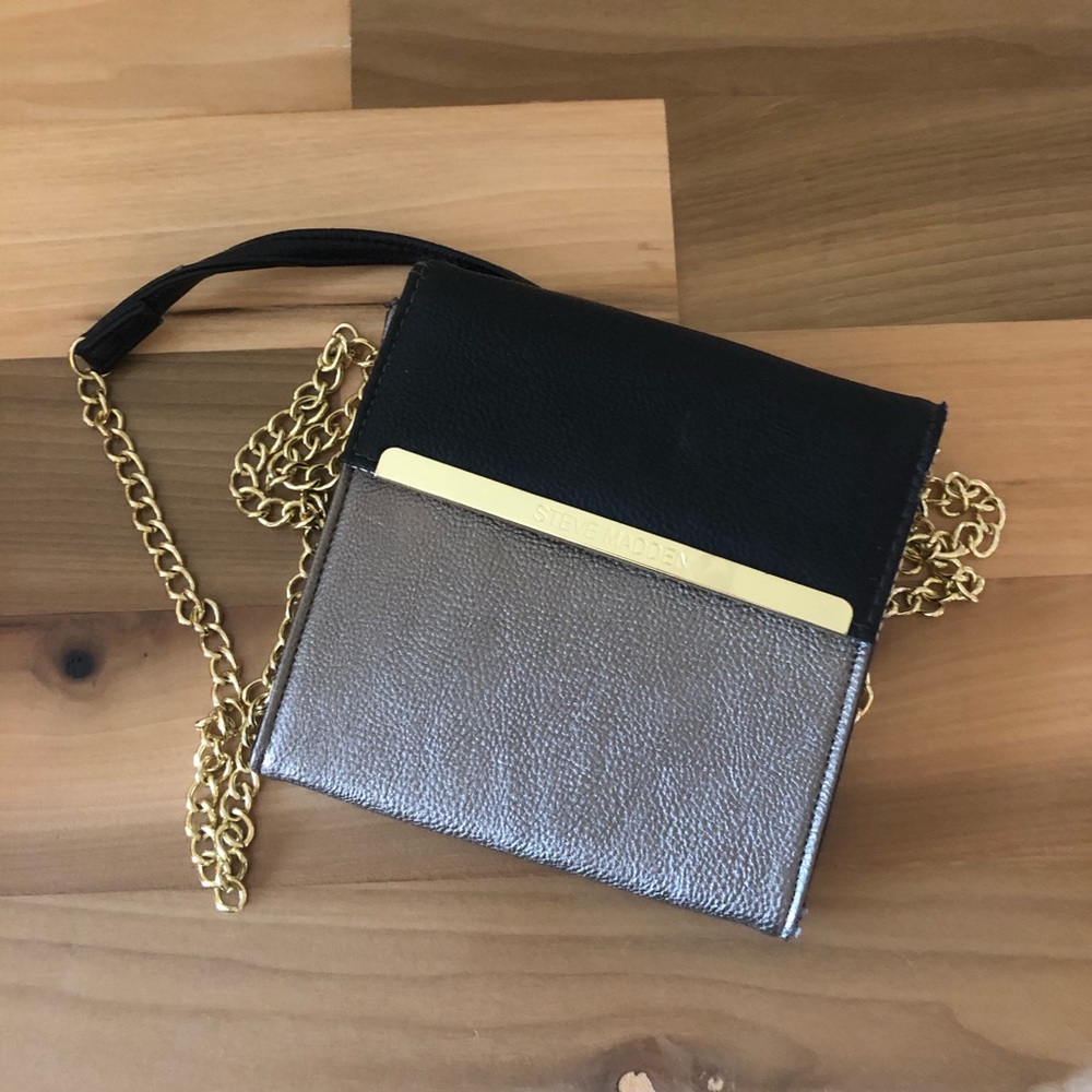 Steve Madden Black and Gold Chain Crossbody